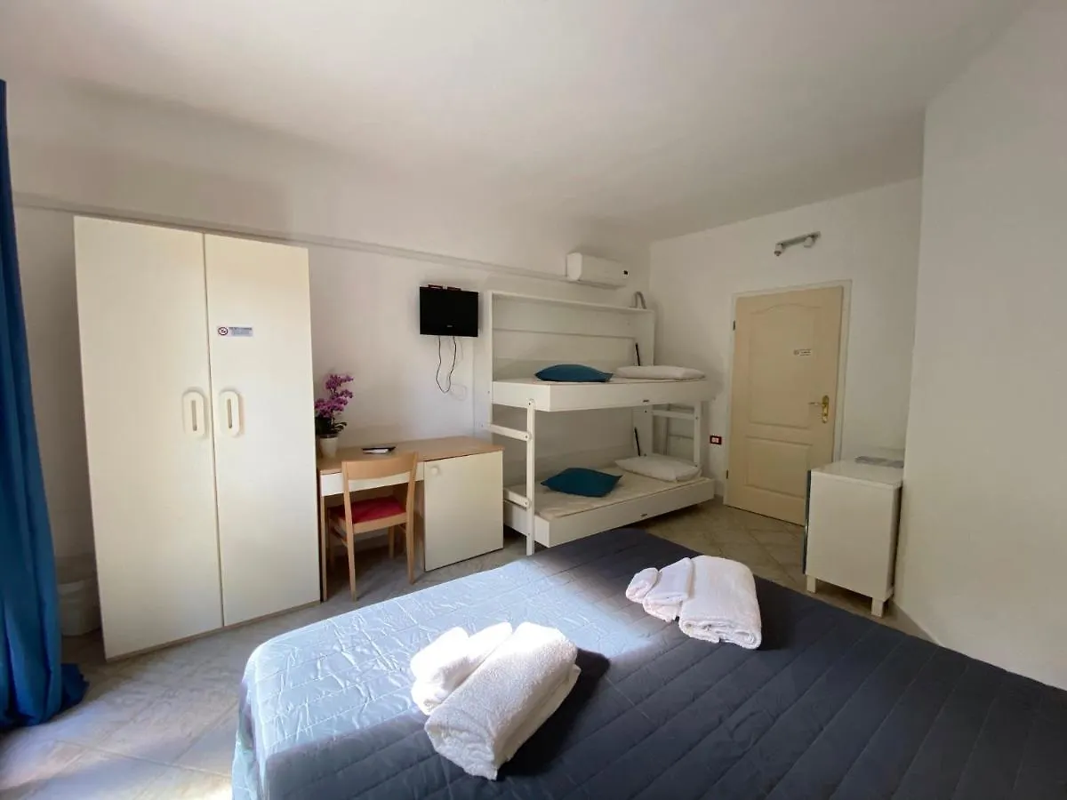 B&B Petite Maison Posada  Posada (Sardinia)