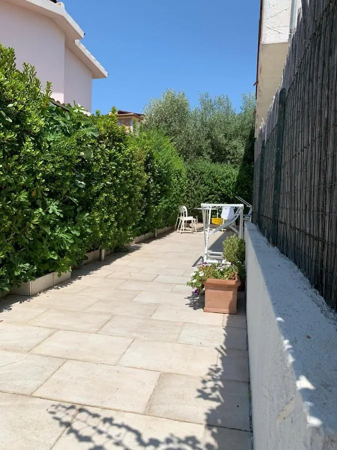 B&B Petite Maison Posada  0*, Posada (Sardinia)